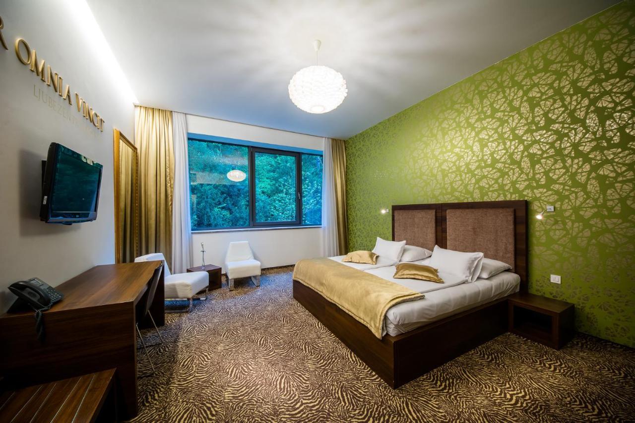 Rimske Terme Resort - Hotel Rimski Dvor リムスケ・トプリツェ エクステリア 写真